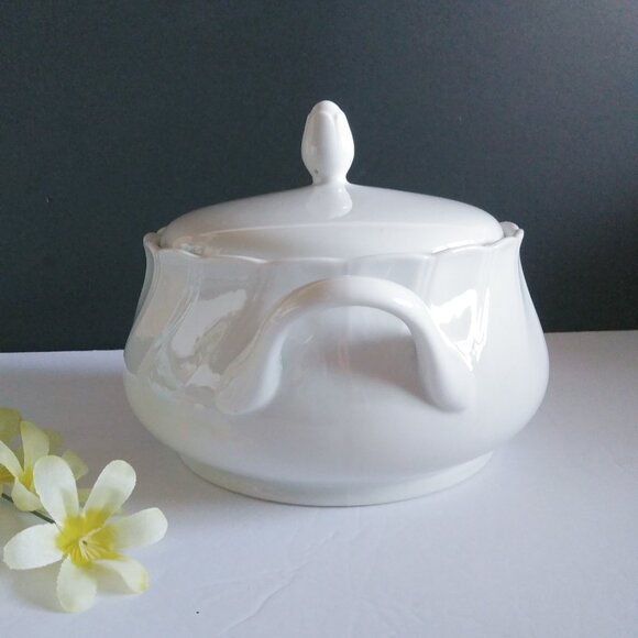 Sheffield White Vegetable Bowl Fine China Porcelain - Picture 2 of 13